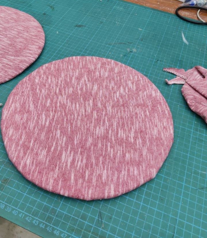 Cusion making